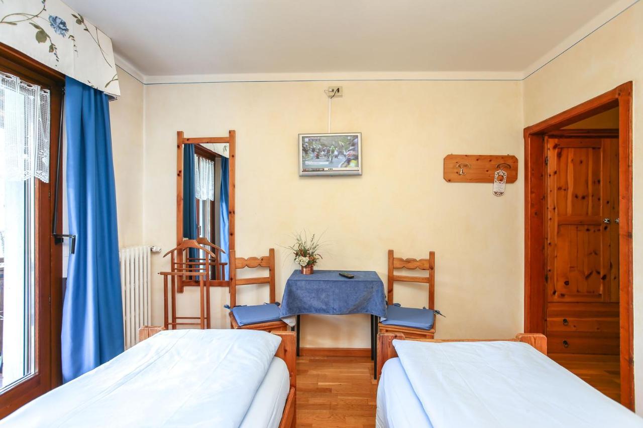 Albergo Adele Борміо Екстер'єр фото