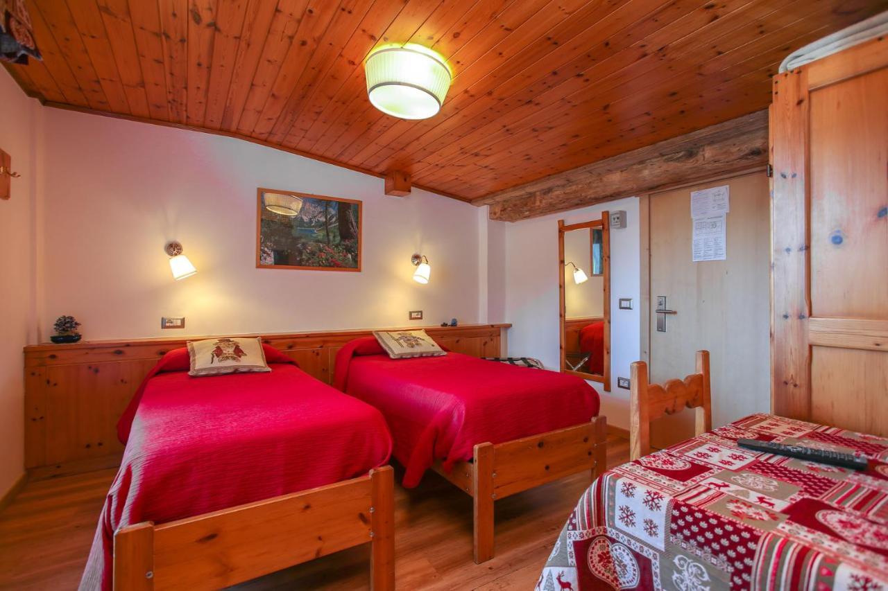 Albergo Adele Борміо Екстер'єр фото