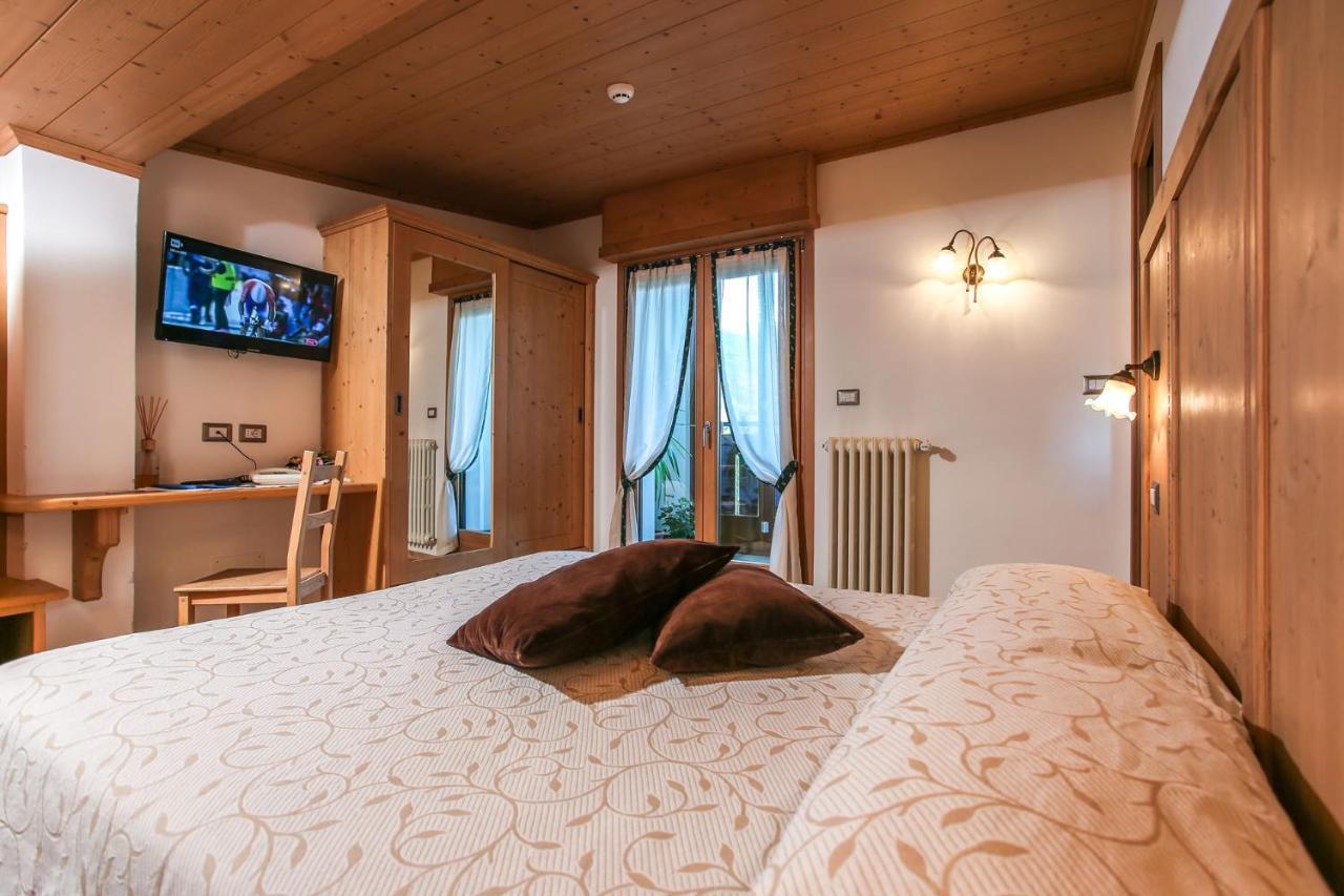 Albergo Adele Борміо Екстер'єр фото