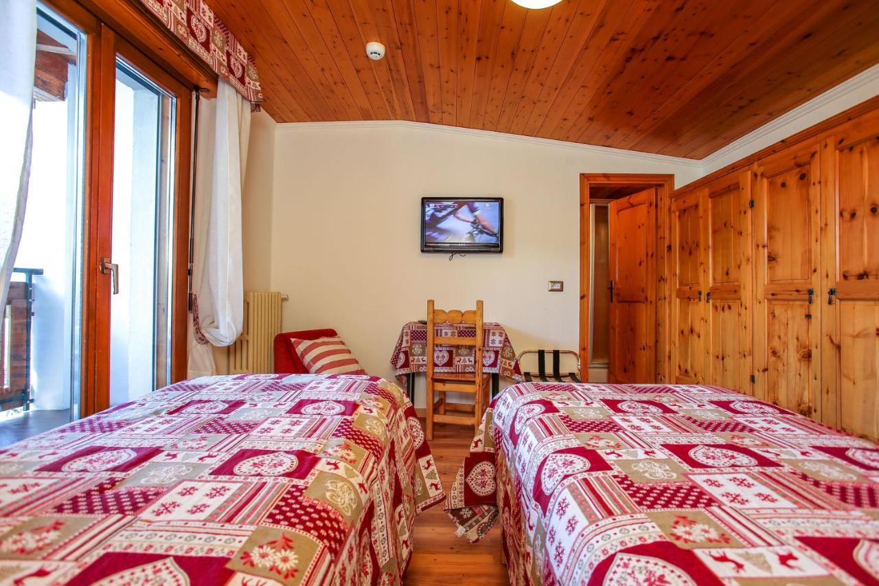 Albergo Adele Борміо Екстер'єр фото