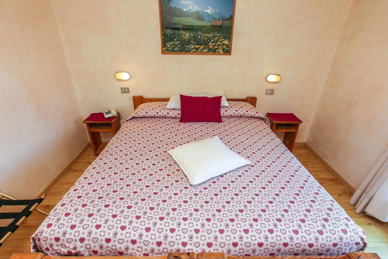 Albergo Adele Борміо Екстер'єр фото