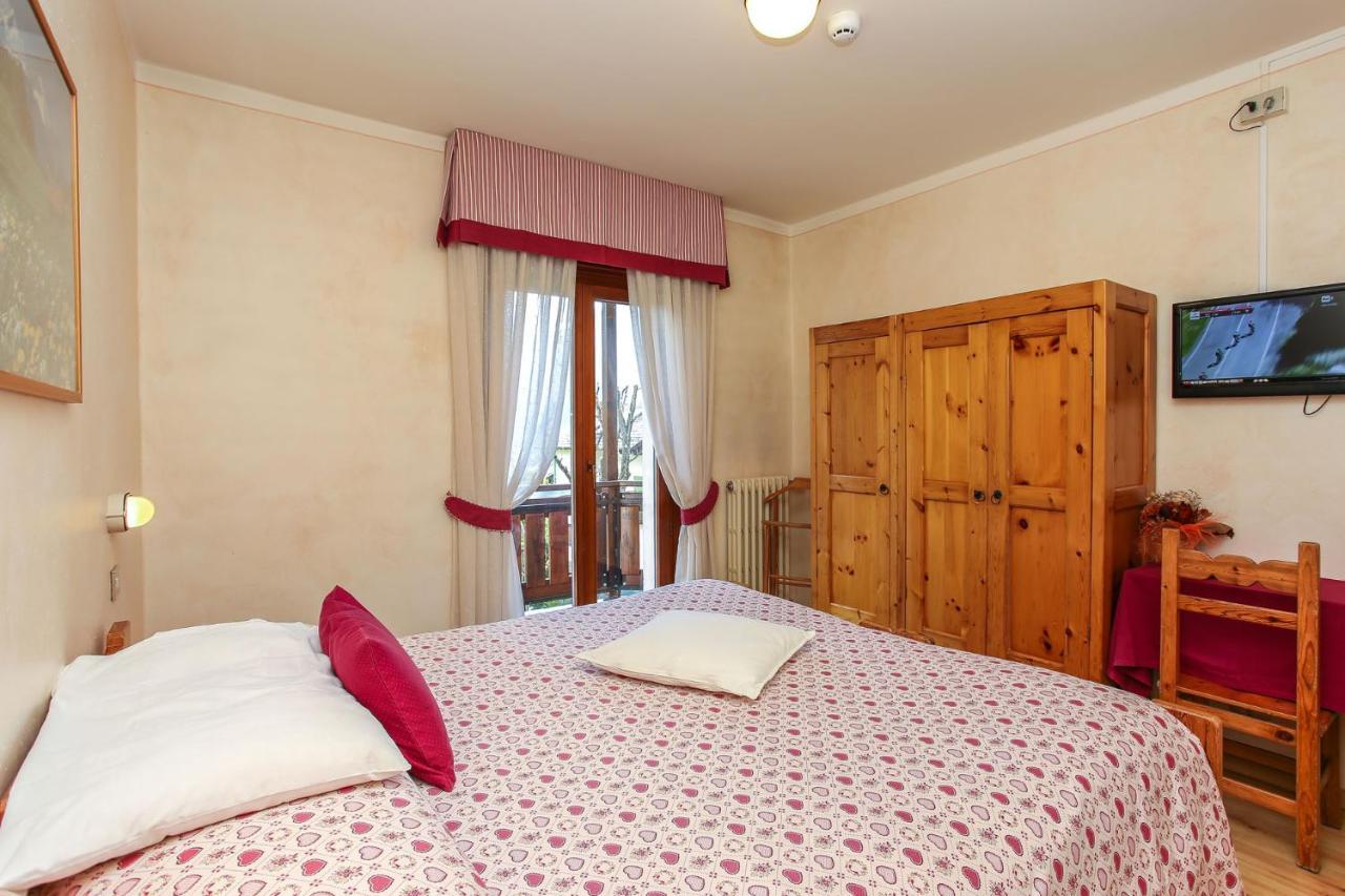 Albergo Adele Борміо Екстер'єр фото