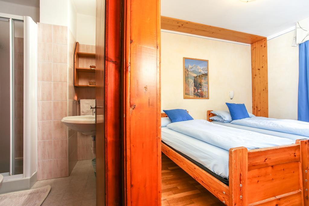 Albergo Adele Борміо Екстер'єр фото